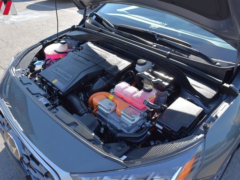 Used 2022 Hyundai Ioniq Limited image 29