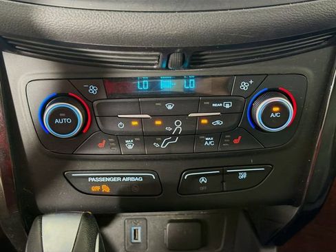 Used 2019 Ford Escape SE AWD/4WD image 19