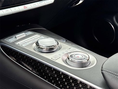 Used 2025 Genesis GV70 3.5T Sport w/ Sport Prestige Package image 14