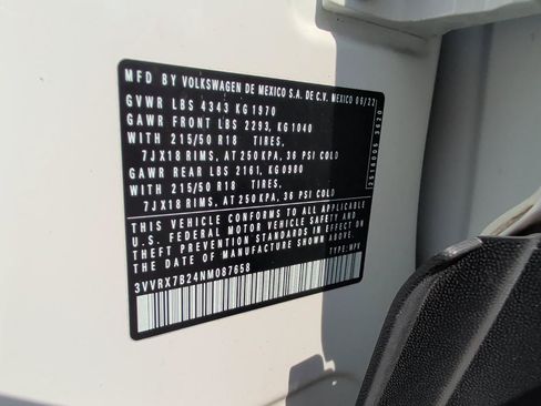 Used 2022 Volkswagen Taos SE FWD image 32