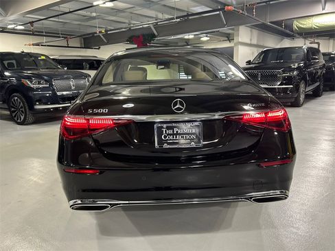 Used 2021 Mercedes-Benz S 500 S 500 image 3