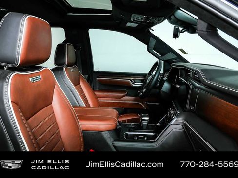 Used 2023 GMC Sierra 1500 Denali Ultimate AWD/4WD image 24