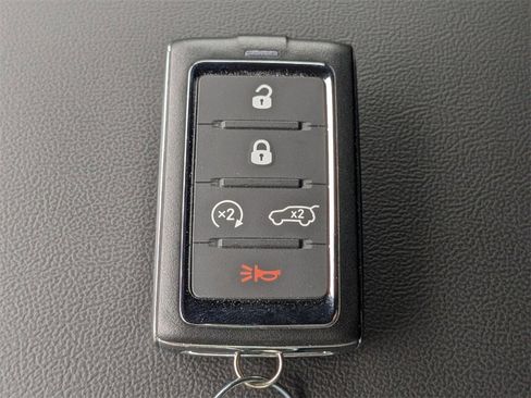 New 2024 Jeep Grand Cherokee Trailhawk w/ Luxury Tech Group III image 27