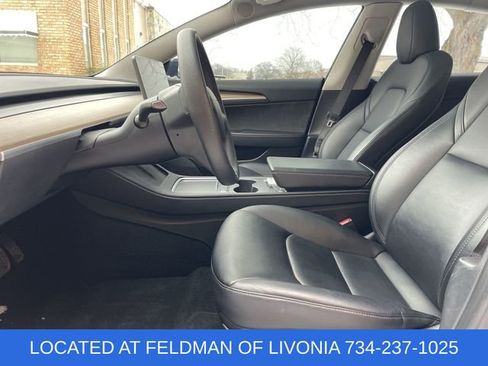 Used 2023 Tesla Model 3 Standard Range image 19