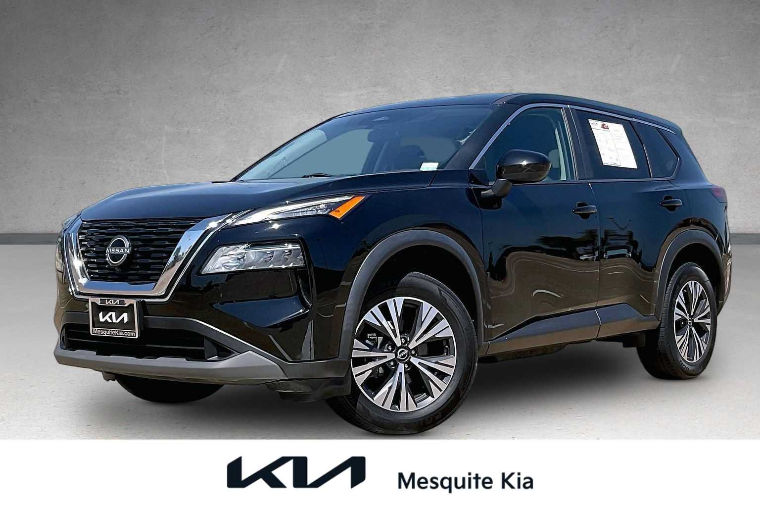 Used 2023 Nissan Rogue SV FWD image 1