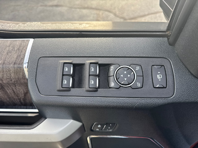 Certified 2018 Ford F350 Lariat w/ Lariat Ultimate Package AWD/4WD image 12