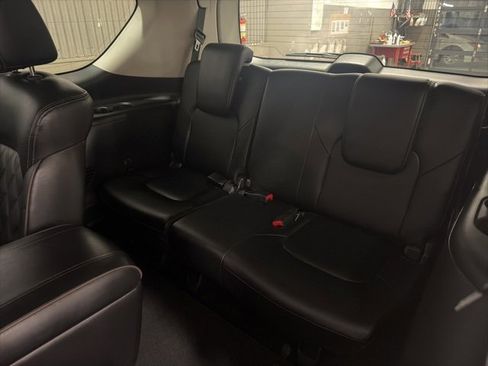 Used 2024 Nissan Armada Platinum w/ Captain's Chairs Package image 10