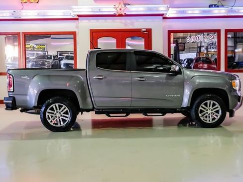 Used 2018 GMC Canyon SLT image 9
