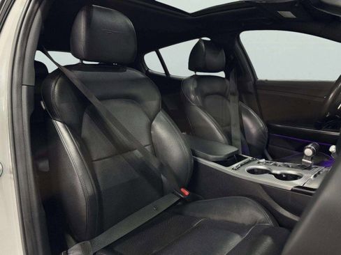 Used 2019 Kia Stinger GT1 image 52