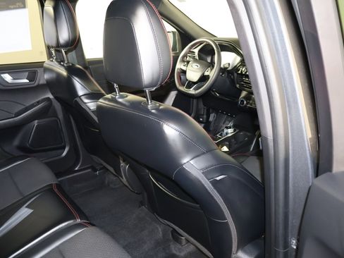 Used 2024 Ford Escape ST-Line image 45