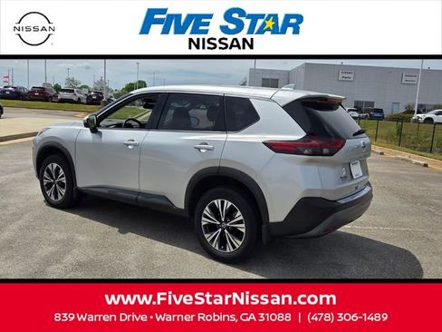 Used 2021 Nissan Rogue SV FWD image 9