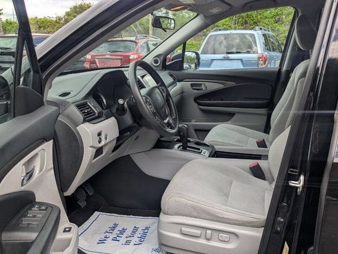 Used 2018 Honda Pilot EX image 24