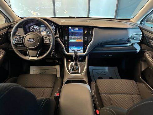 Used 2025 Subaru Legacy Premium AWD/4WD image 9