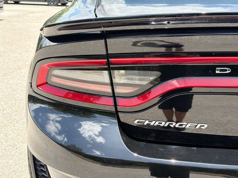 Used 2020 Dodge Charger SRT Hellcat w/ Harman/Kardon Audio Group RWD image 10