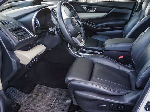 Used 2022 Subaru Ascent Limited w/ Technology Package image 18