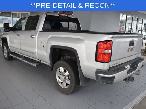 Used 2019 GMC Sierra 3500 Denali w/ Duramax Plus Package image 7