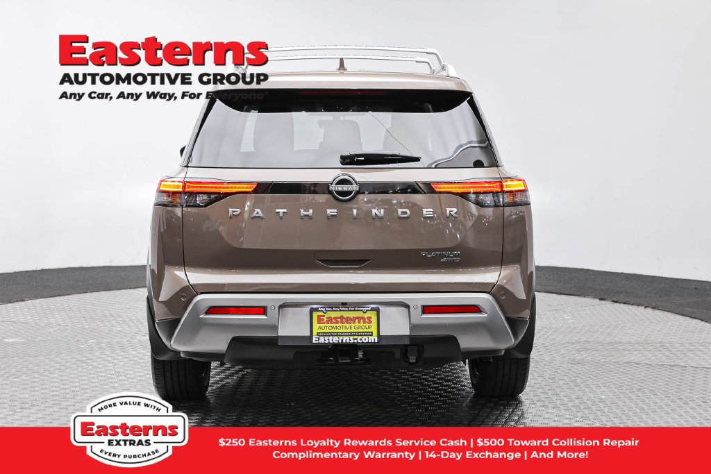 Used 2023 Nissan Pathfinder Platinum w/ Cargo Package AWD/4WD image 7