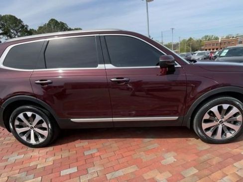 Used 2021 Kia Telluride S image 2