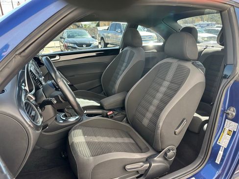 Used 2014 Volkswagen Beetle GSR image 7