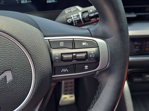 Certified 2024 Kia Sportage SX FWD image 33