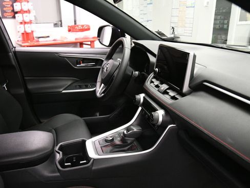 Certified 2023 Toyota RAV4 SE image 30