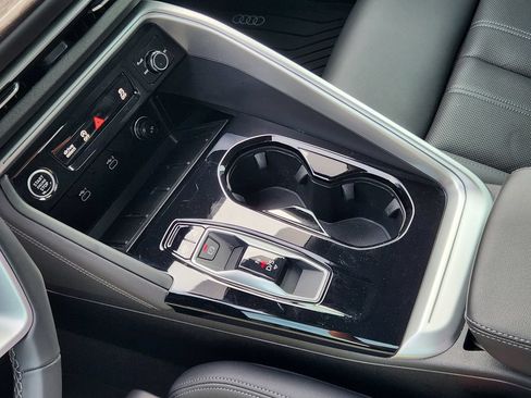 Certified 2025 Audi Q5 Premium Plus w/ Premium Plus AWD/4WD image 21