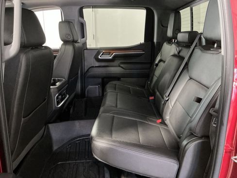 Used 2022 GMC Sierra 1500 Denali w/ Denali Reserve Package image 32