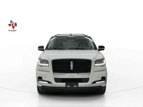 Used 2022 Lincoln Navigator Black Label AWD/4WD image 7
