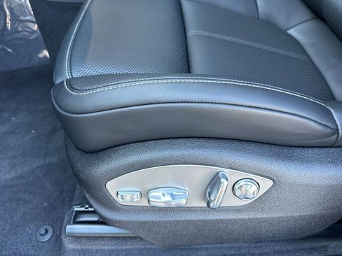 New 2026 Porsche Macan GTS image 14