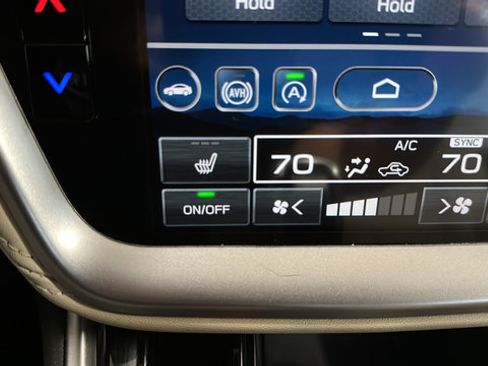 Used 2025 Subaru Outback Limited AWD/4WD image 27