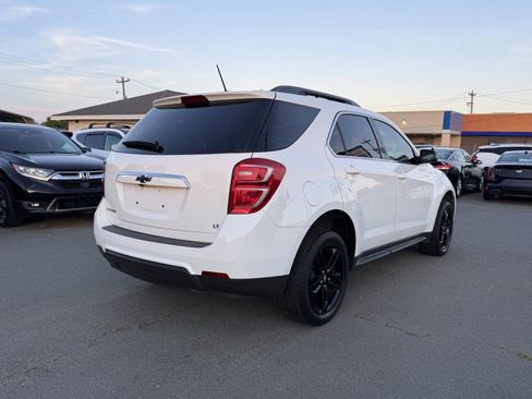Used 2017 Chevrolet Equinox LT FWD image 6