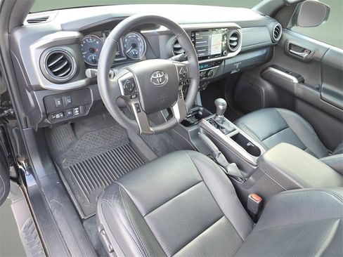 Used 2023 Toyota Tacoma Limited image 22