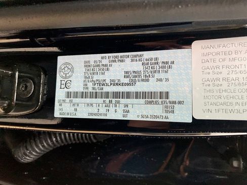 Used 2024 Ford F150 XLT w/ XLT Black Appearance Package image 33