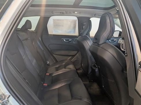 New 2026 Volvo XC60 B5 Ultra w/ Protection Package Premier AWD/4WD image 28