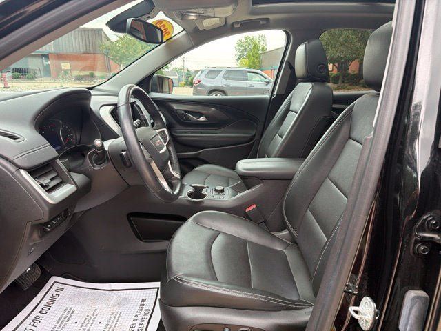 Used 2022 GMC Terrain SLT w/ Tech Package AWD/4WD image 10