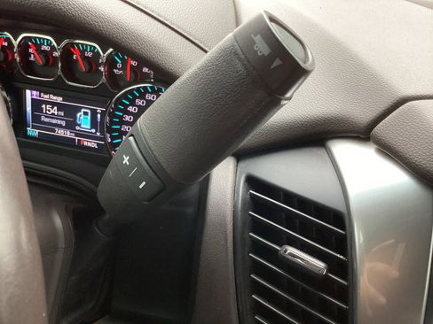 Used 2019 Chevrolet Suburban Premier image 27