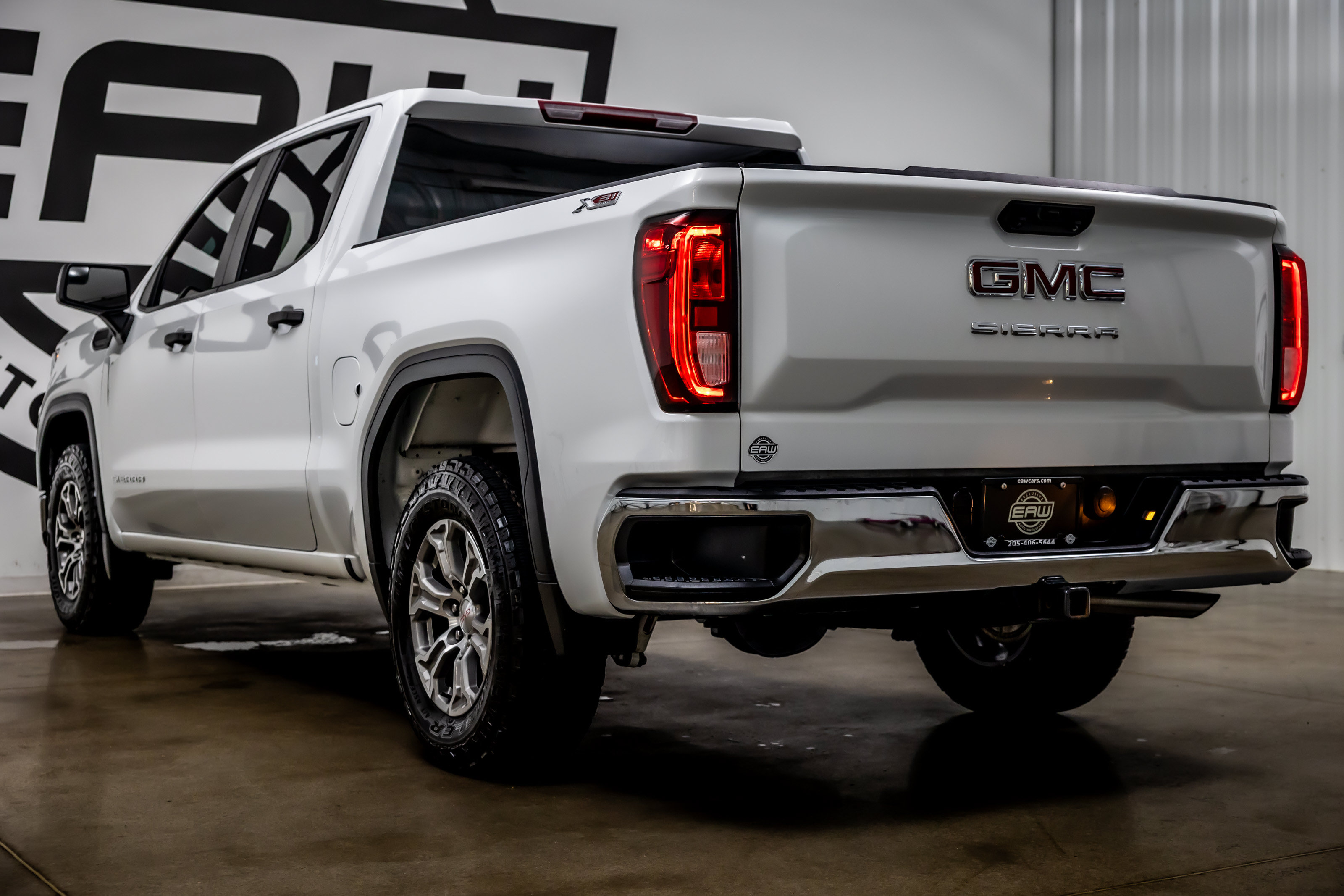Used 2025 GMC Sierra 1500 Pro w/ Pro Value Package AWD/4WD image 32