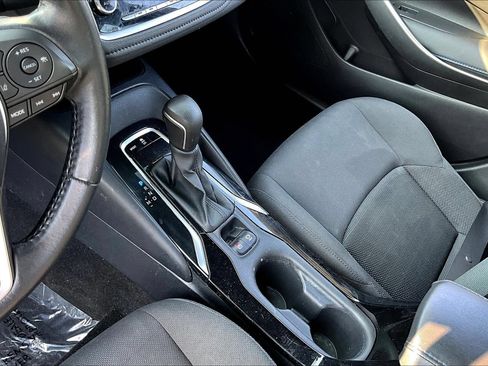 Used 2021 Toyota Corolla SE w/ SE Premium Package FWD image 17