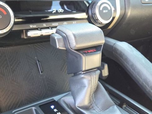 Used 2024 Toyota Tacoma TRD Sport AWD/4WD image 23