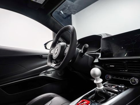 New 2025 Lotus Emira image 26