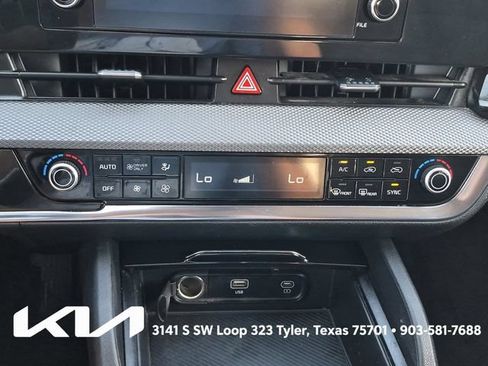 Used 2023 Kia Sportage LX AWD/4WD image 33