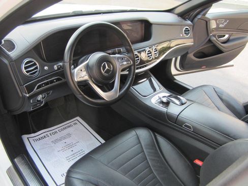 Used 2018 Mercedes-Benz S 560 Sedan image 27