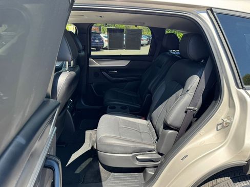 Used 2024 MAZDA CX-90 3.3 Turbo w/ Preferred Plus AWD/4WD image 18