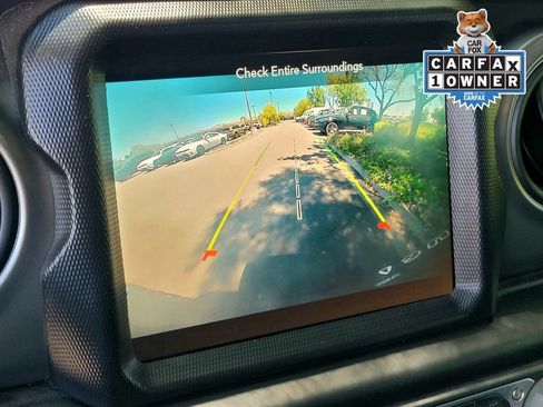Used 2023 Jeep Wrangler Unlimited AWD/4WD image 21