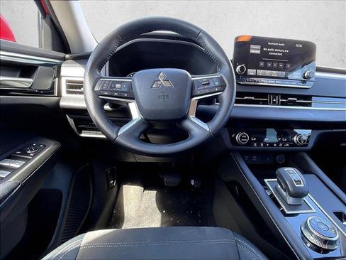 Used 2022 Mitsubishi Outlander SE FWD image 7