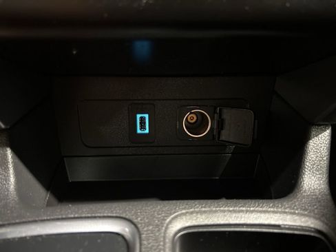 Used 2018 Ford Escape SEL AWD/4WD image 31