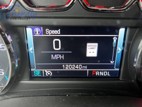 Used 2019 Chevrolet Suburban Premier AWD/4WD image 15