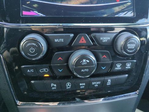 Used 2019 Jeep Grand Cherokee Limited w/ Luxury Group II image 13