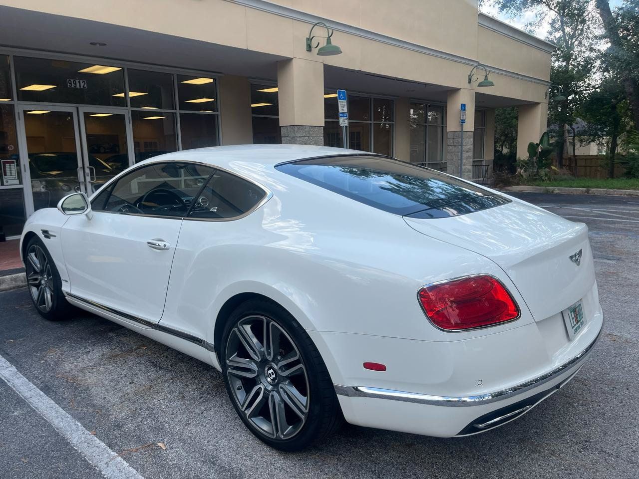 Used 2017 Bentley Continental GT AWD/4WD image 7