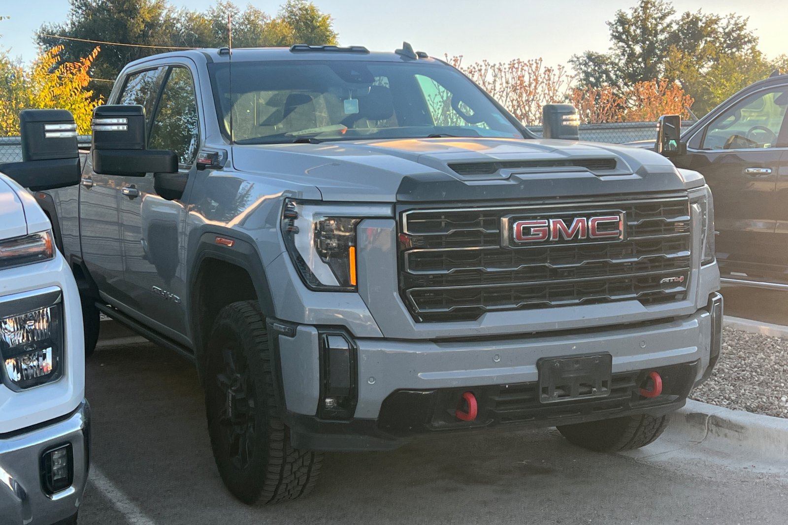 Used 2024 GMC Sierra 2500 AT4 w/ AT4 Premium Plus Package AWD/4WD image 2
